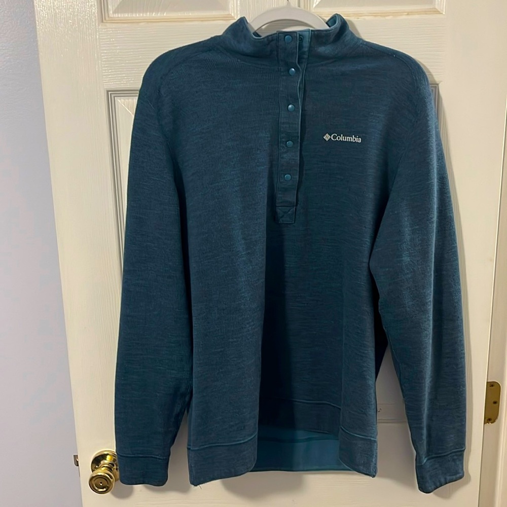 Columbia Large Quarter Zip. REVERSABLE! Blue and Teal.